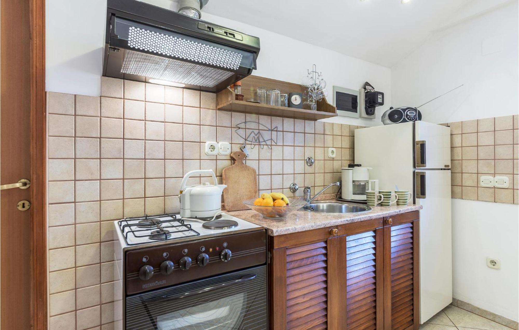 Awesome Studio In Pula With Wifi Buitenkant foto